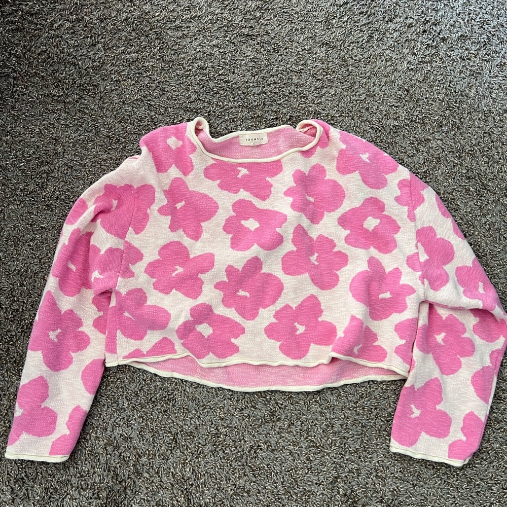 Pink flower crop sweater